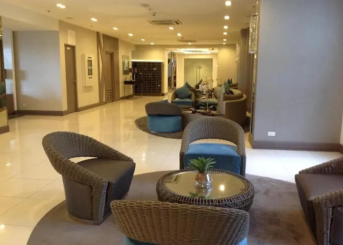 Early Sunrise Condotel At Sea Residences *
